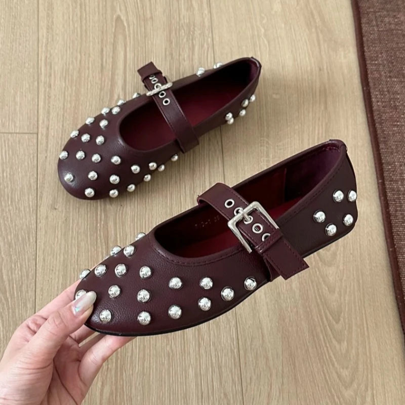 Ballerine Borchiate in Camoscio